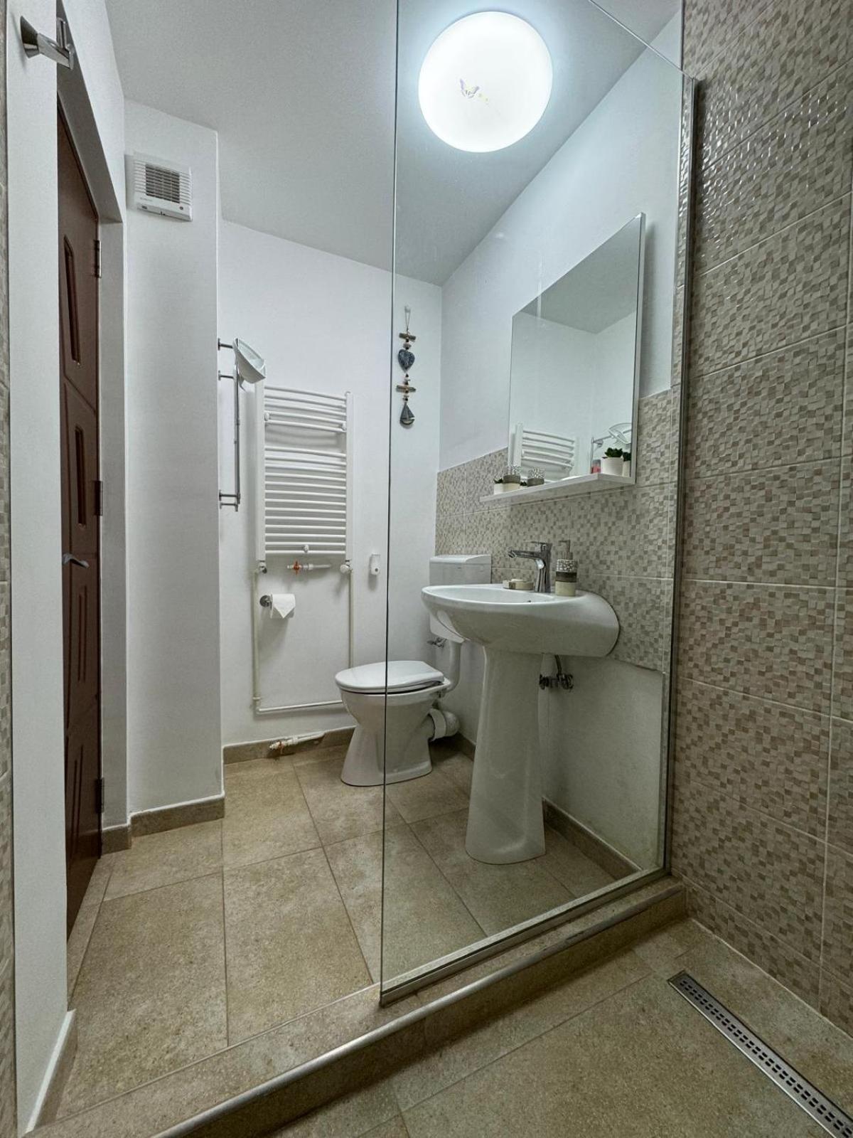Appartamento Sunrise Bucarest Esterno foto
